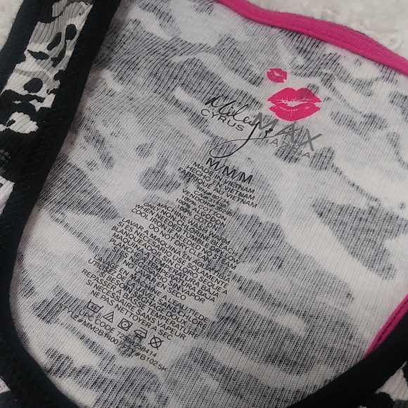 Muscle Shirt Miley Cyrus & Max Azria Black Camouflage Top - Picture 4 of 6